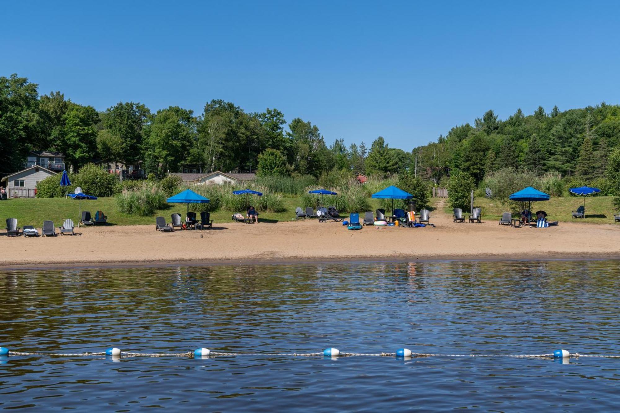 Blue Water Acres Hotell Huntsville Eksteriør bilde
